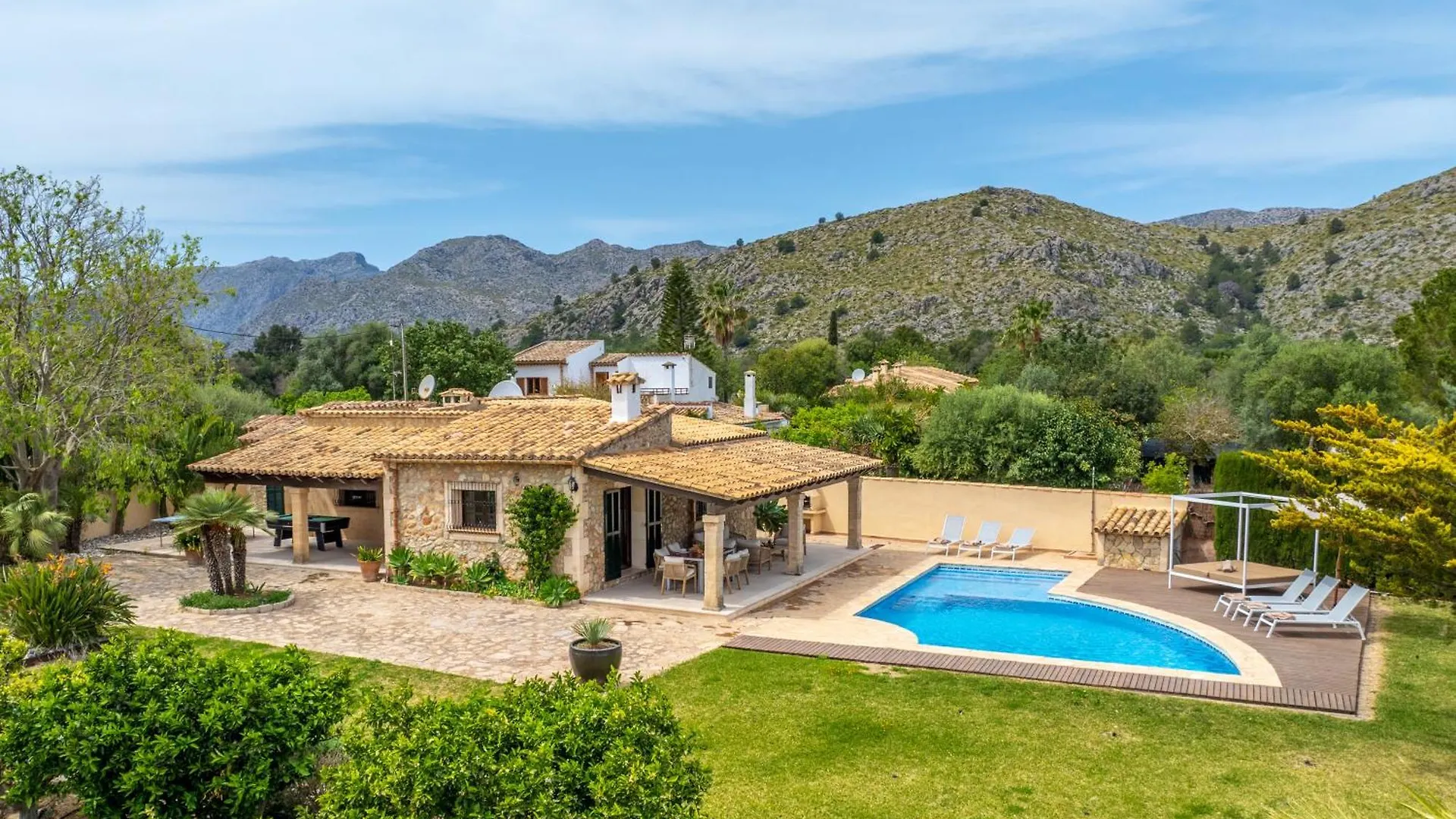 Villa Benvingut By Sealand Villas Port de Pollenca Spain